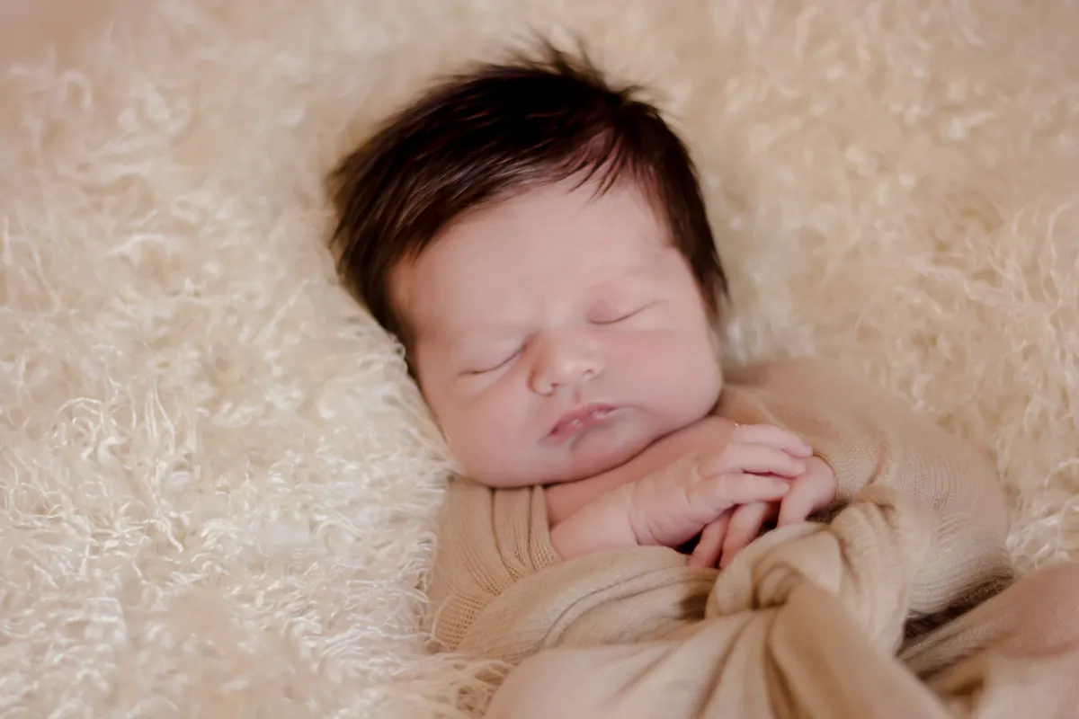 Storytelling photograph from the Newborns collection.