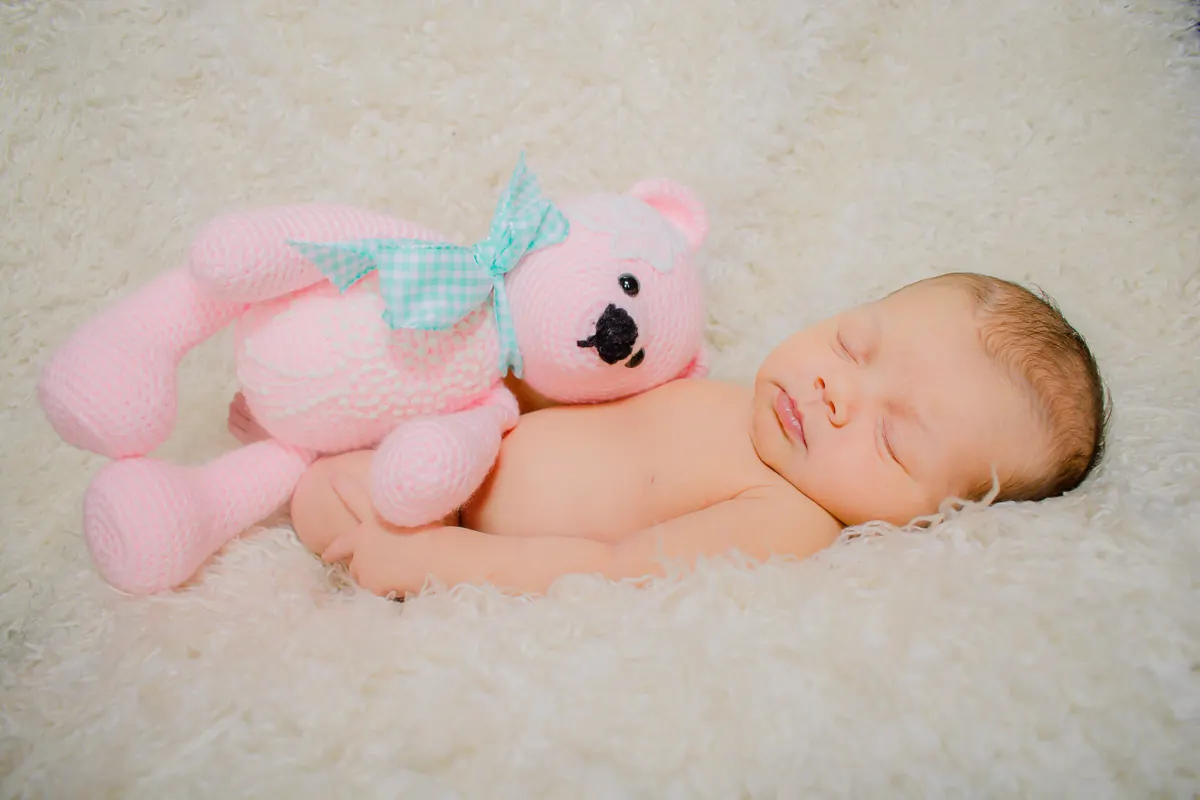 Storytelling photograph from the Newborns collection.